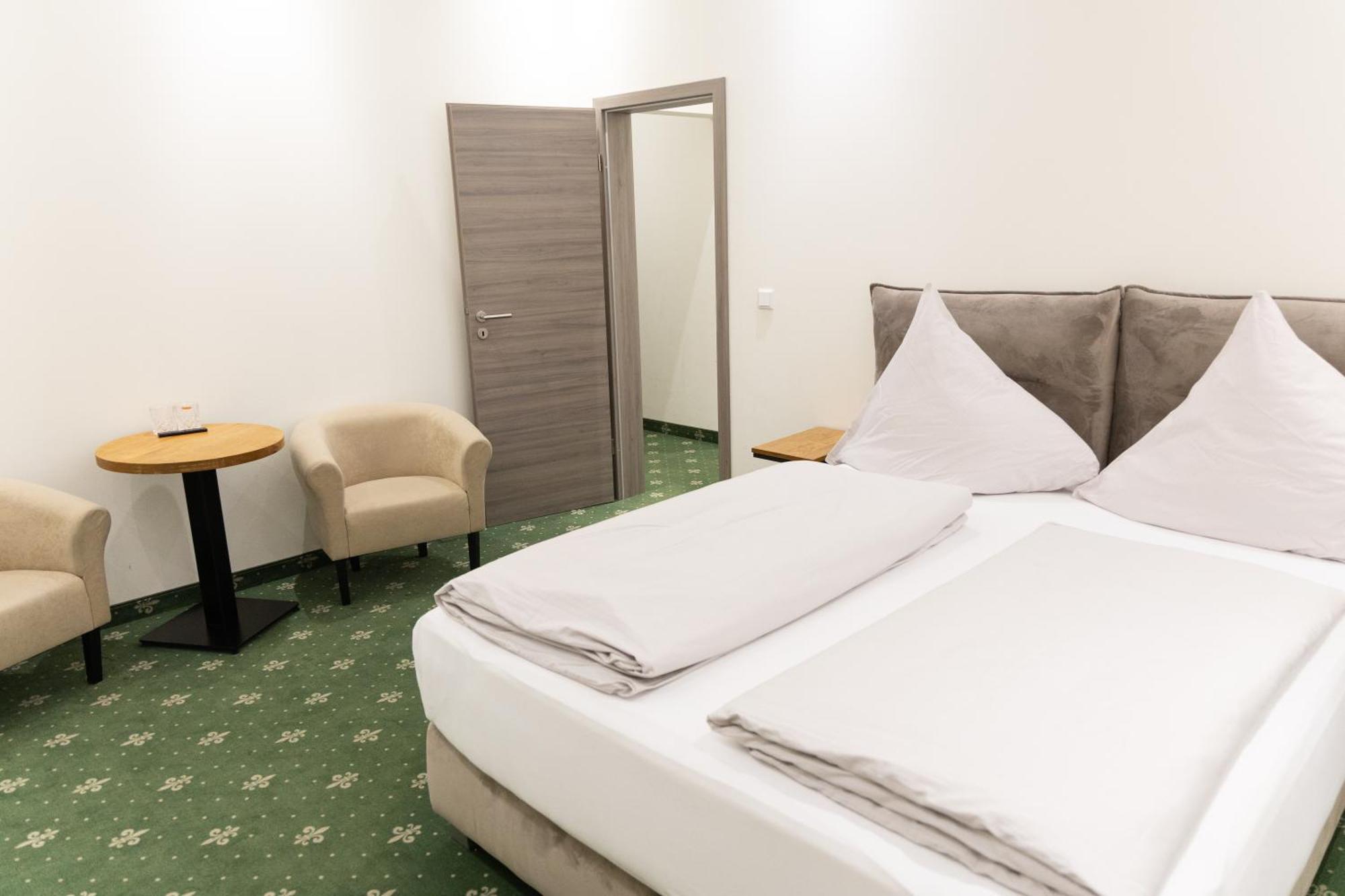 - Altstadt Apartment *